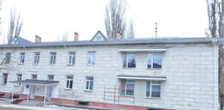 Finalizarea lucrărilor de reparație a acoperișului Grădiniței nr. 145 din sectorul Buiucani