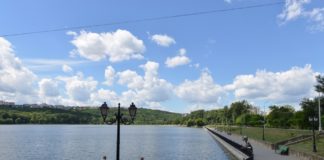 Achiziționarea echipamentelor pentru întreținerea bazinelor acvatice din Chișinău