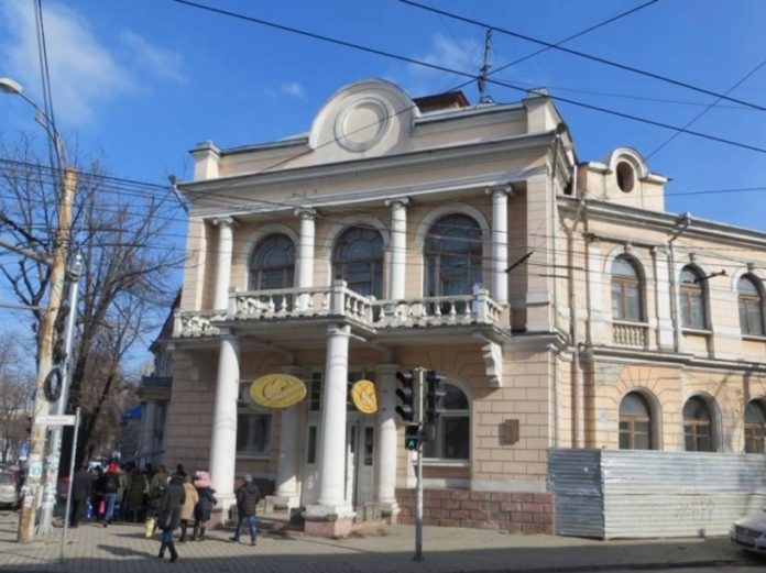 Blocul vechi al Liceului Teoretic „Gh. Asachi” va fi renovat