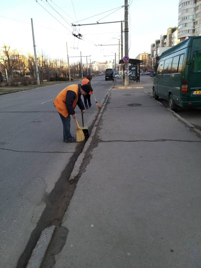 Salubrizarea sectorului Ciocana de către serviciile municipale din data de 25.02.2020