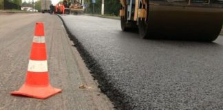 Primăria: Lucrările de reabilitare a părții carosabile continuă