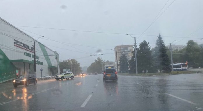 Mobilizarea serviciilor municipale în contextul avertismentelor de schimbare bruscă a vremii