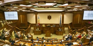 Conducerea ANRE, audiată în Parlament privind creșterea prețurilor la carburanți și produse petroliere