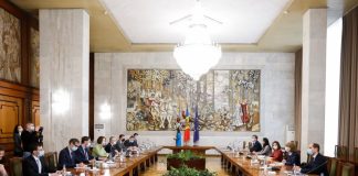 Președintele Maia Sandu a avut o ședință de lucru cu experți francezi privind identificarea oportunităților de sprijin pentru țara noastră