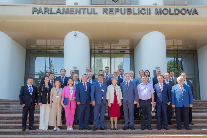 Președintele Parlamentului s-a întâlnit cu Misiunea de observatori a AIP CSI