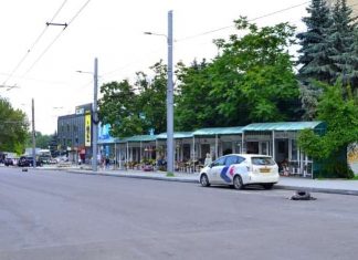 Precizări referitor la pavilionul de flori amplasat în preajma pieței din strada Ion Creangă (Flacăra)