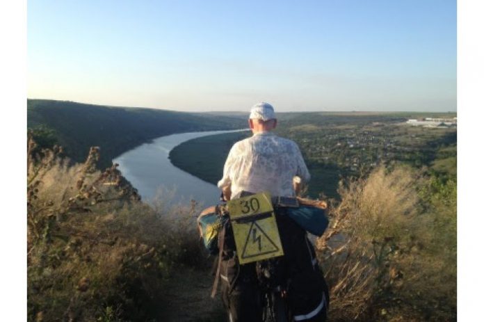 21007555_big1633952042