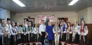 FOTO: Colinde de Crăciun au răsunat la Pretura sectorului Ciocana