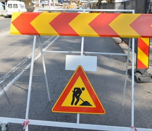 Trafic rutier suspendat parțial, timp de trei nopți, la intersecția străzilor Mitropolit Gavriil Bănulescu-Bodoni și București