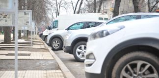 Sondaj: Parcările supraetajate ar rezolva problema lipsei locurilor de parcare în capitală