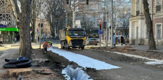 Pe 31 August sunt efectuate lucrări de conservare a monumentului istoric descoperit în timpul lucrărilor de reabilitare a străzii