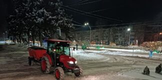 Primăria: Serviciile municipale de deszăpezire continuă intervenția în teren