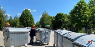 De Paștele Blajinilor, Regia „Autosalubritate” va evacua deșeurile din cimitirul „Sfântul Lazăr” din Chișinău