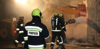 Incendiul de pe șoseaua Muncești, lichidat după 20 de ore: peste 3000 m² de depozit distruși