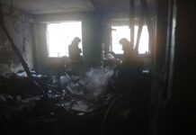 Femeie salvată dintr-un incendiu izbucnit într-un bloc de locuit din Chișinău