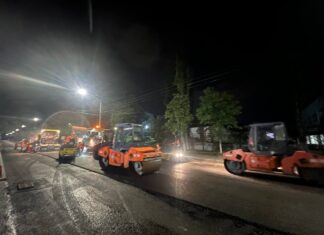 Ultimul strat de asfalt a fost aplicat pe strada Burebista